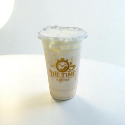 นมสดเฮเซลนัทเย็น