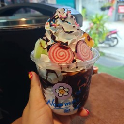 วิปครีมล้วน ใส่เยลลี่