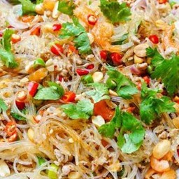 ยำวุ้นเส้นโบราณ