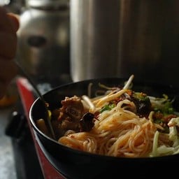 แม่สอน ข้าวซอย น้ำเงี้ยว Home