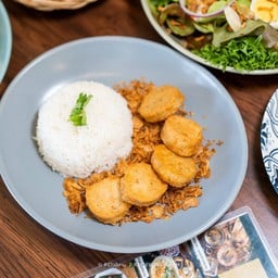 ข้าวหมูยอทอด (เสิร์ฟพร้อมข้าวสวย)