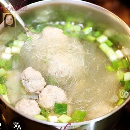 วุ้นเส้นหมู