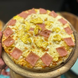 พิซซ่าหน้าฮาวายเอี้ยน