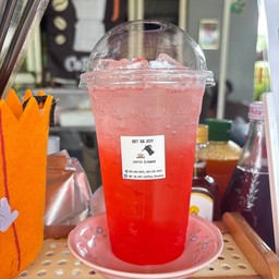 สตอเบอร์รี่โซดา