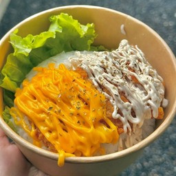 ข้าวไก่กรอบซอสทูโทน