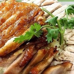 ข้าวมันไก่ผสม (ต้ม+ย่าง)