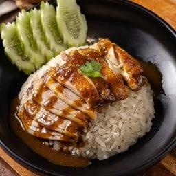 ข้าวมันเป็ด+ไก่อบ / Roasted Chicken & Braised Duck With Rice ( Line Man )