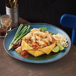 ผัดไทยปูก้อนห่อไข่