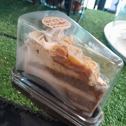 เค้กกาแฟคาราเมลแอลมอน