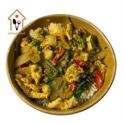 ข้าวไก่ชิ้นผัดผงกะหรี่