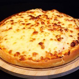 Big Papa Pizza (บิ๊กปาป้าพิซซ่า) เซเว่นไอคอนโด เสรีไทยซ.8 เซเว่นไอคอนโดกรีนสเปซ เสรีไทยซ.8