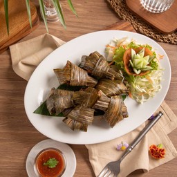 ไก่ห่อใบเตย