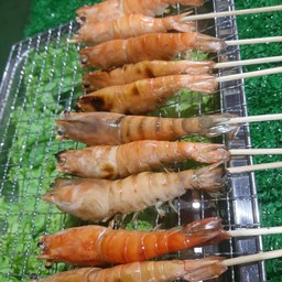 กุ้งเสียบไม้ เตาถ่าน