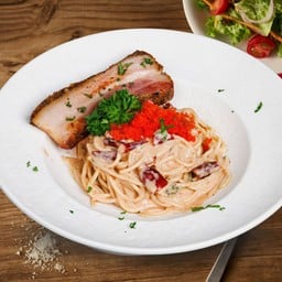 สปาเก็ตตี้พิงค์ซอสสโมคเบคอนมิกซ์สไปรท์