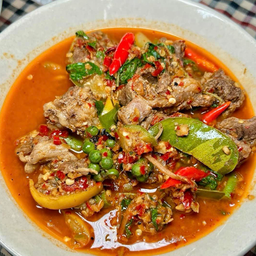 แกงป่าพื้นถิ่นเนื้อตุ๋น  (เนื้อไทยวากิว)