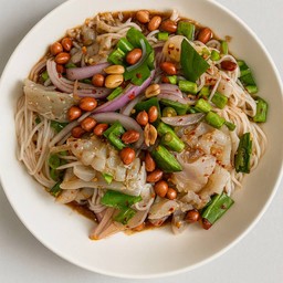 ยำขนมจีนแมงกะพรุน (เมนูใหม่)