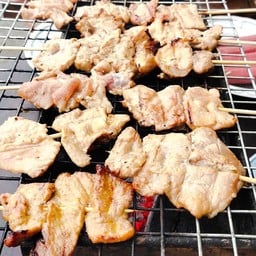 ลูกชิ้นปิ้งคุณยาย