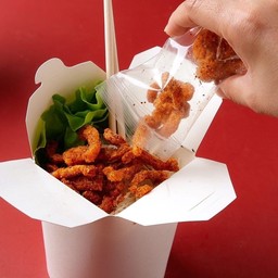 กะต๊ากหมี่ไก่ฉีกรสแซ่บ