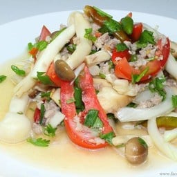 ยำเห็ดรวม