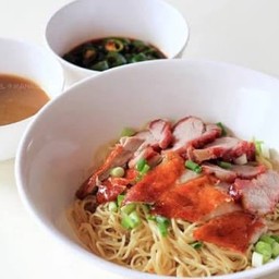 บะหมี่เป็ดย่าง + หมูแดง