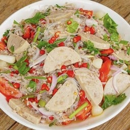 ครัวดารากร กระเพรา ไข่เจียว ยำ ลูกชิ้นทอด