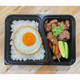 ข้าว + แหนมทอด + ไข่ดาว