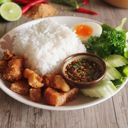 ข้าวสามชั้นทอด + ไข่