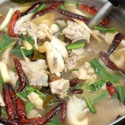 ต้มยำไก่