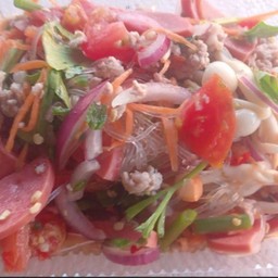 ยำ ย่าง สุกี้ อาหารตามสั่ง&เครื่องดื่ม