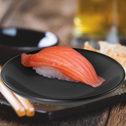 ข้าวปั้นแซลม่อลสด