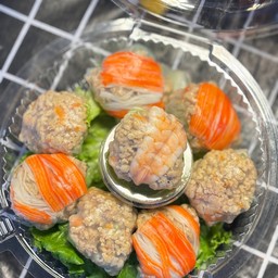 ก๋วยเตี๋ยวลุยสวนคำโต ใส้รวม ไก่สับ+ปูอัด+กุ้ง