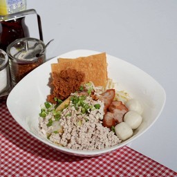 ก๋วยเตี๋ยวน้ำใสรวมมิตร