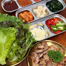 ชุดหมูย่างให้เกาหลี (พร้อมทาน)