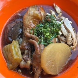 ก๋วยเตี๋ยวไก่ชามเด็ด