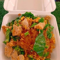 ผัดวุ้นเส้นใส่ไข่หมูสับ