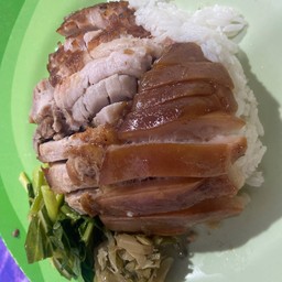 ข้าวขาหมู ก๋วยเตี๋ยวเรืออยุธยา (ร้านชบา)