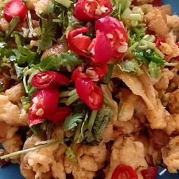 ข้าวราดไข่คั่วพริกเกลือ ไข่ 2ฟอง