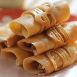 ไส้ไข่หมูสับ 6 ชิ้น