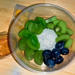 Size M บลูเบอร์รี่+องุ่นไซมัสคัท+กีวี่