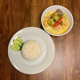 ข้าวแกงเขียวหวานไก่