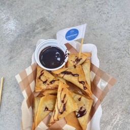 ซาโมซ่ากล้วย Banana samosa