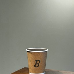 Hot Americano (อเมริกาโน่ร้อน)