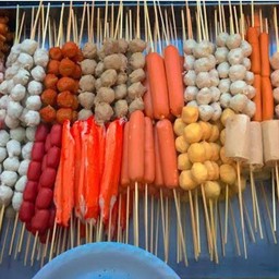 ลูกชิ้นทอด 5 ไม้รวม