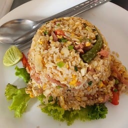 ข้าวผัดไก่