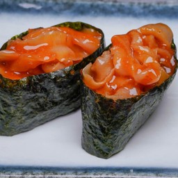 ซูชิคลีบหอยเซลล์กิมจิ