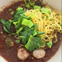 ก๋วยเตี๋ยวเรือ บะหมี่เหลือง