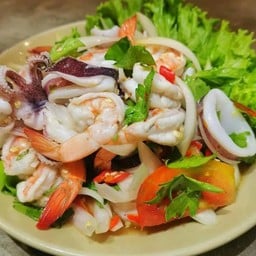 ยำชิ้นทอดป้าจิต(หลังท.4)