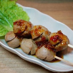 ลูกชิ้นหมูย่าง 1 ชุด (3 ไม้)