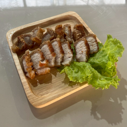 หมูกรอบ
