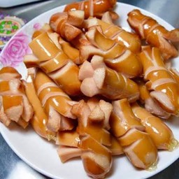 ฮอทดอทหนังกรอบ